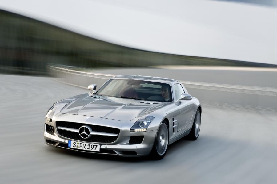  Mercedes-Benz SLS AMG 2010 года  (фото 432 из 526)